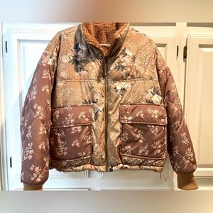 American Eagle Reversible Boho Floral Puffer XL